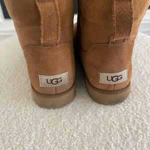 UGG Cory Boots